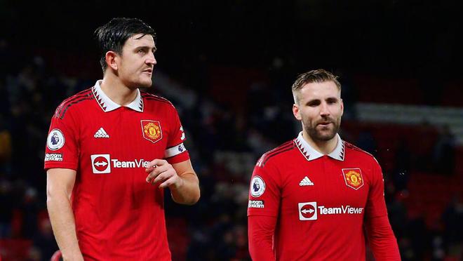 容给球队带 容给球队带