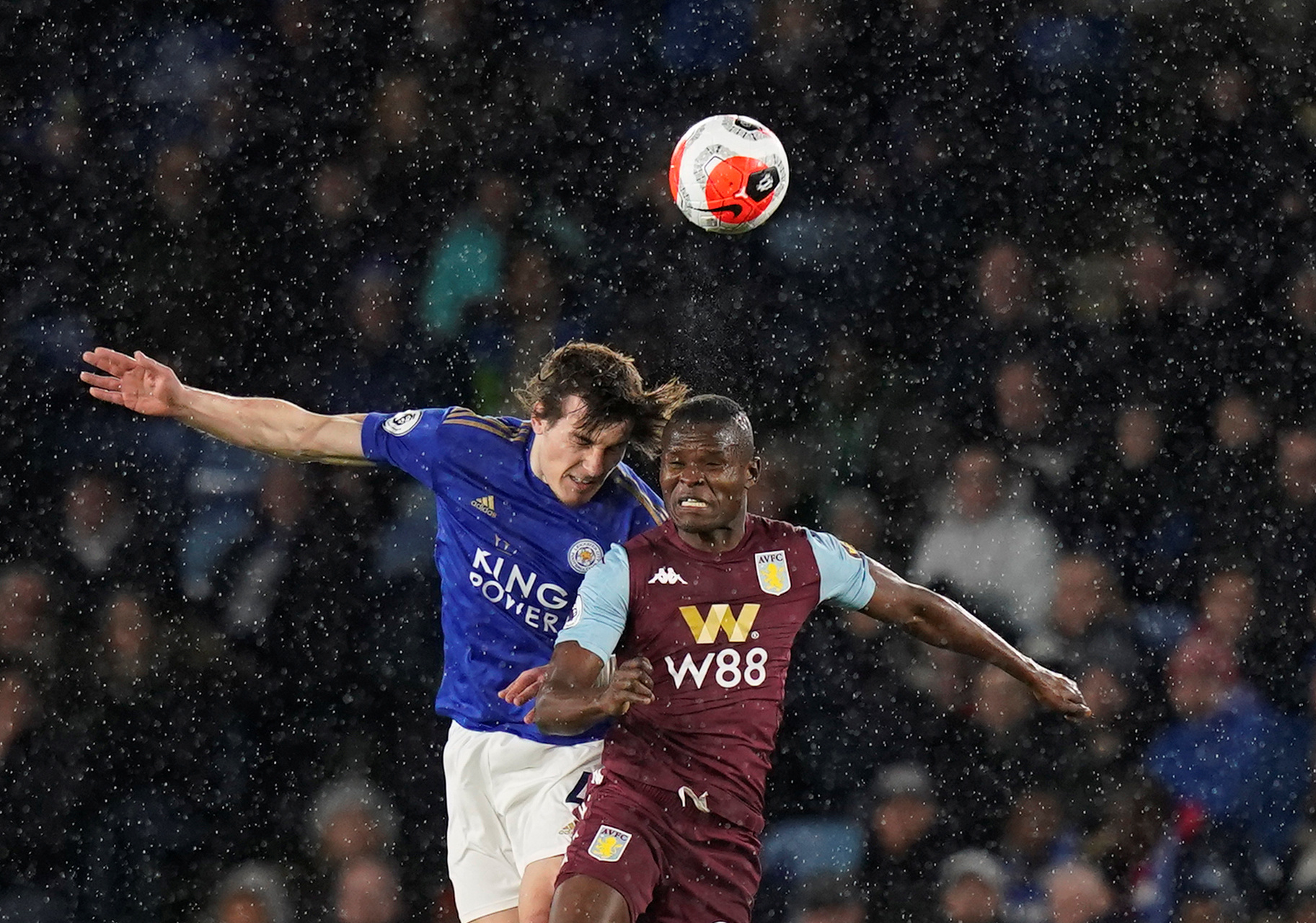 在首场比赛 在首场比赛