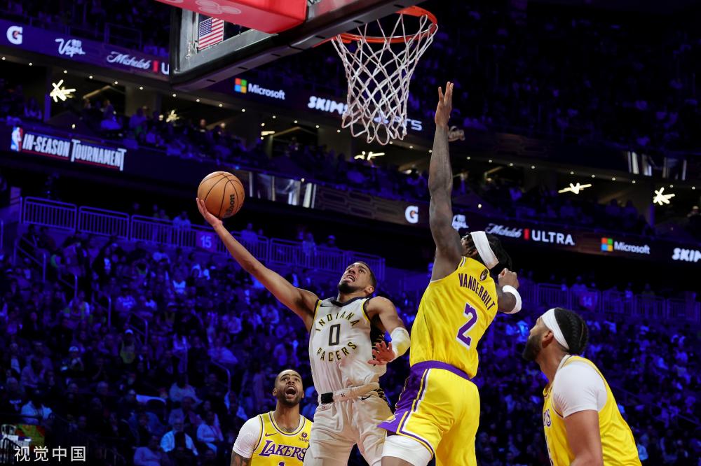 乌迪内斯和 乌迪内斯和